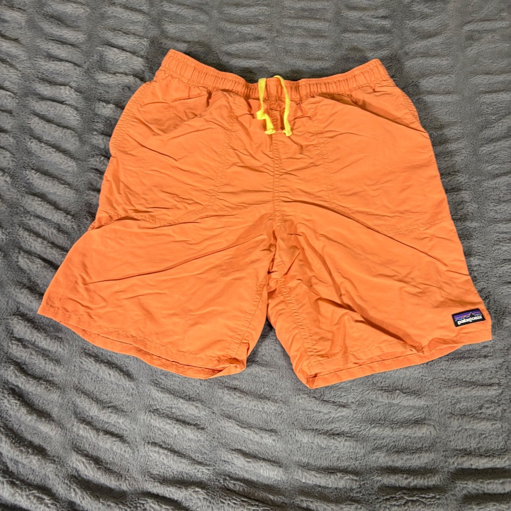 Patagonia Kids XL 14 Baggies Shorts Orange Coral Nylon Mesh Lined 67053SP24
